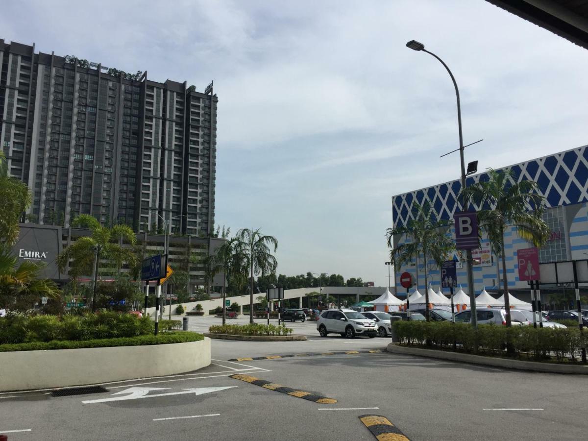 Hot! Niki Emira - Aeon Mall - City Centre - Netflix - Msu - Wifi Shah Alam Exterior photo